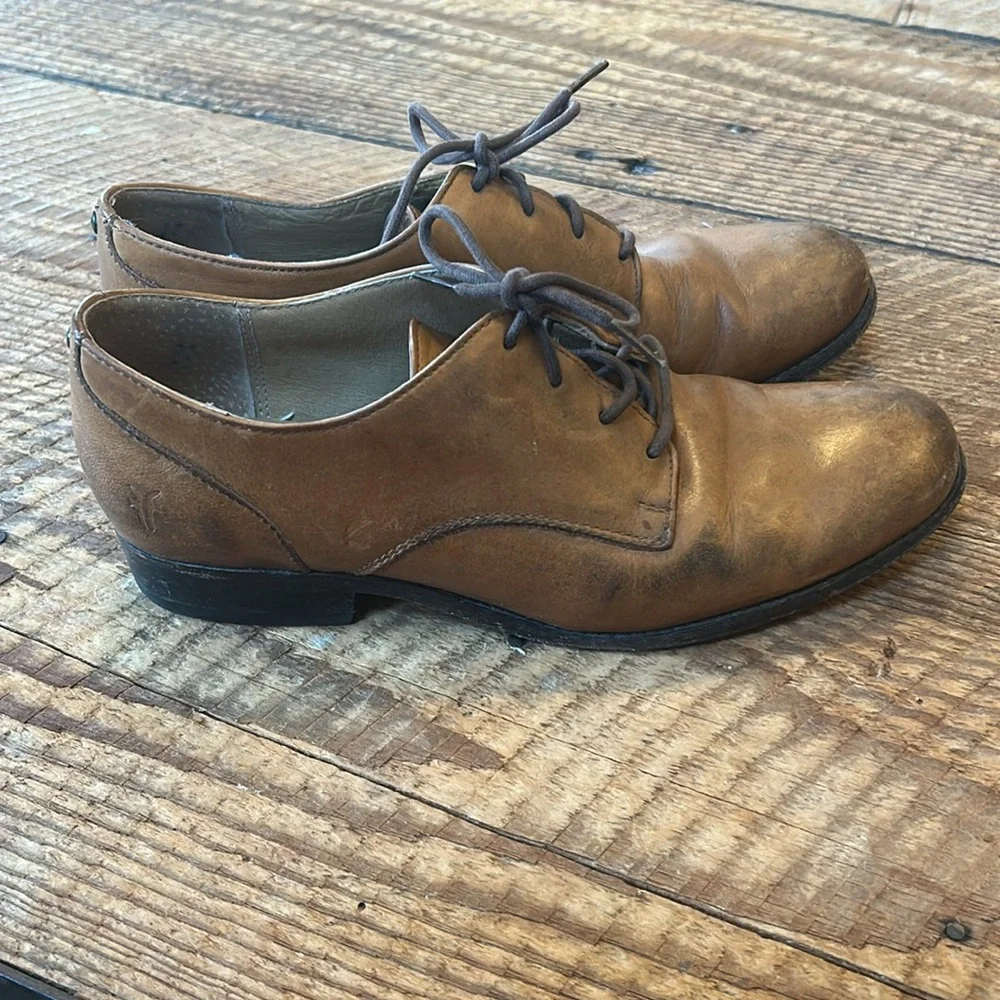 Frye Melissa Oxford shoes size 8.5
